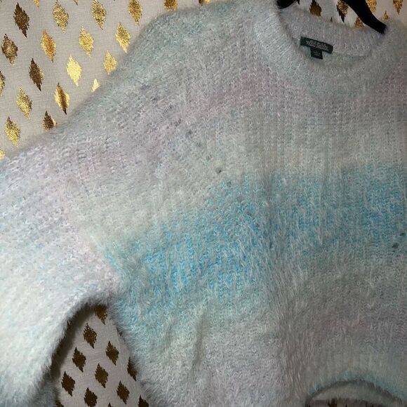 Cotton candy sweater wild fable furry size L - Picture 4 of 5